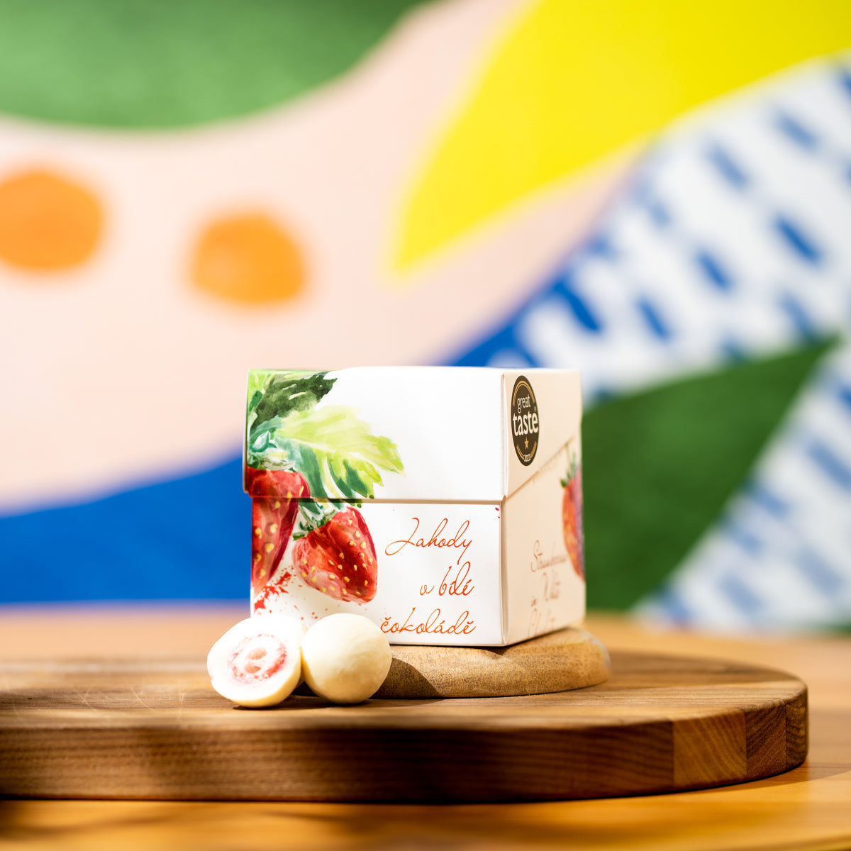Freeze-dried strawberries in white chocolate 110 g
