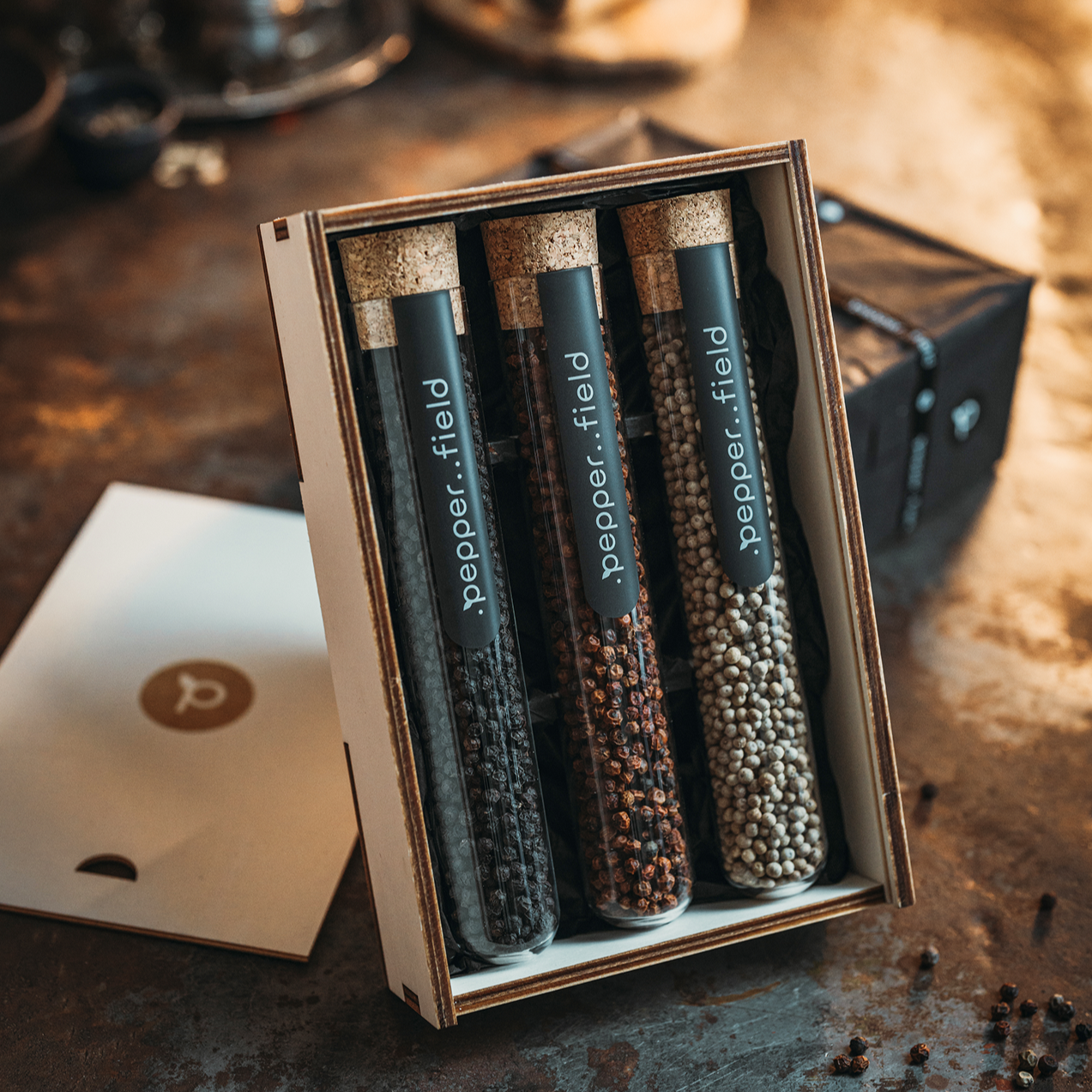 Set of large test tubes with 3 types of pepper in a gift box (3×70 g)