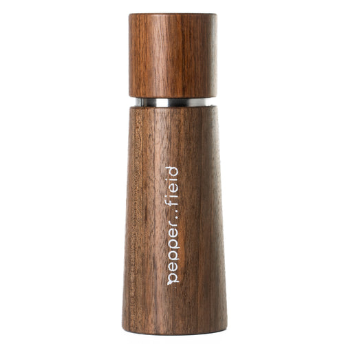 Moulin en bois original marron .pepper..field
